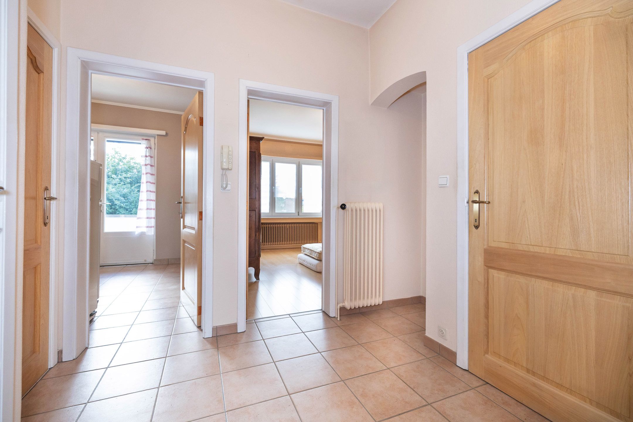 Appartement met 2 slaapkamers + zolder + garage + buitenparking inbegrepen foto 10