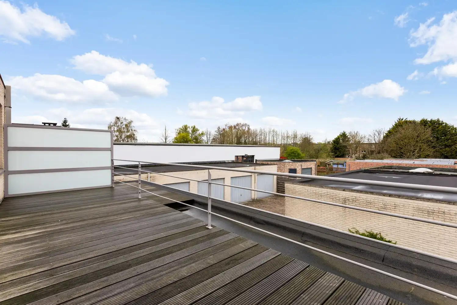 Leuk appartement met 2 slaapkamers en 2 ruime terrassen te Lint foto 3