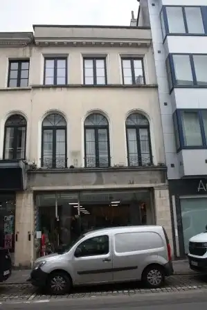 Charmant investeringspand met handelszaak, 2 erkende units en magazijn in hartje Gent foto 26