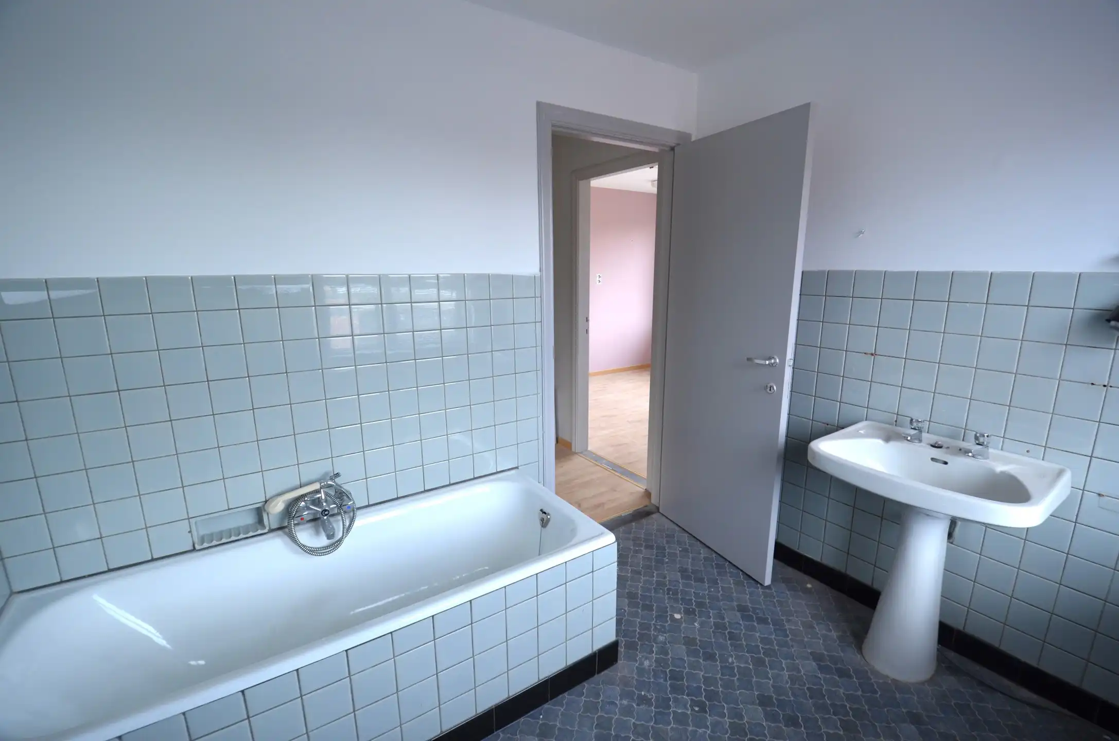 Energiezuinig af te werken woning met 2 slaapkamers foto 12