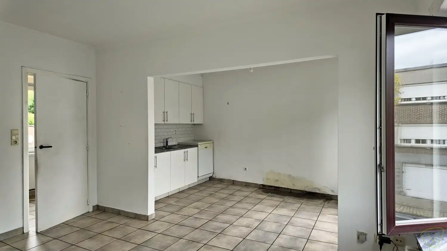 Opbrengsteigendom met twee appartementen en garage op gunstige locatie in Gent foto 4