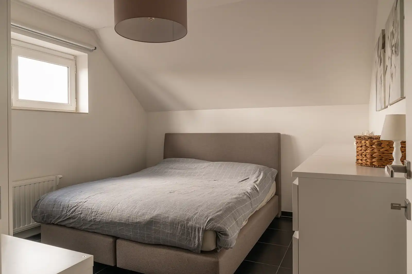Stijlvol en lichtrijk duplexappartement met 3 slaapkamers in Evergem foto 14