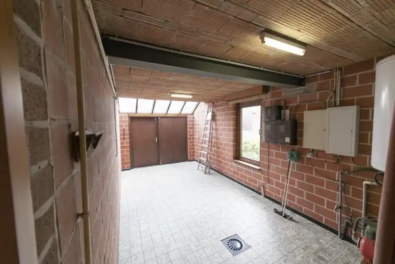 alleenstaande woning in het pittoreske Bekegem foto 29