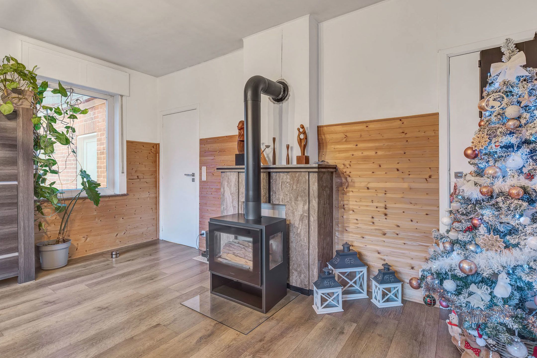 Energiezuinige woning met grote tuin en zonnepanelen foto 11