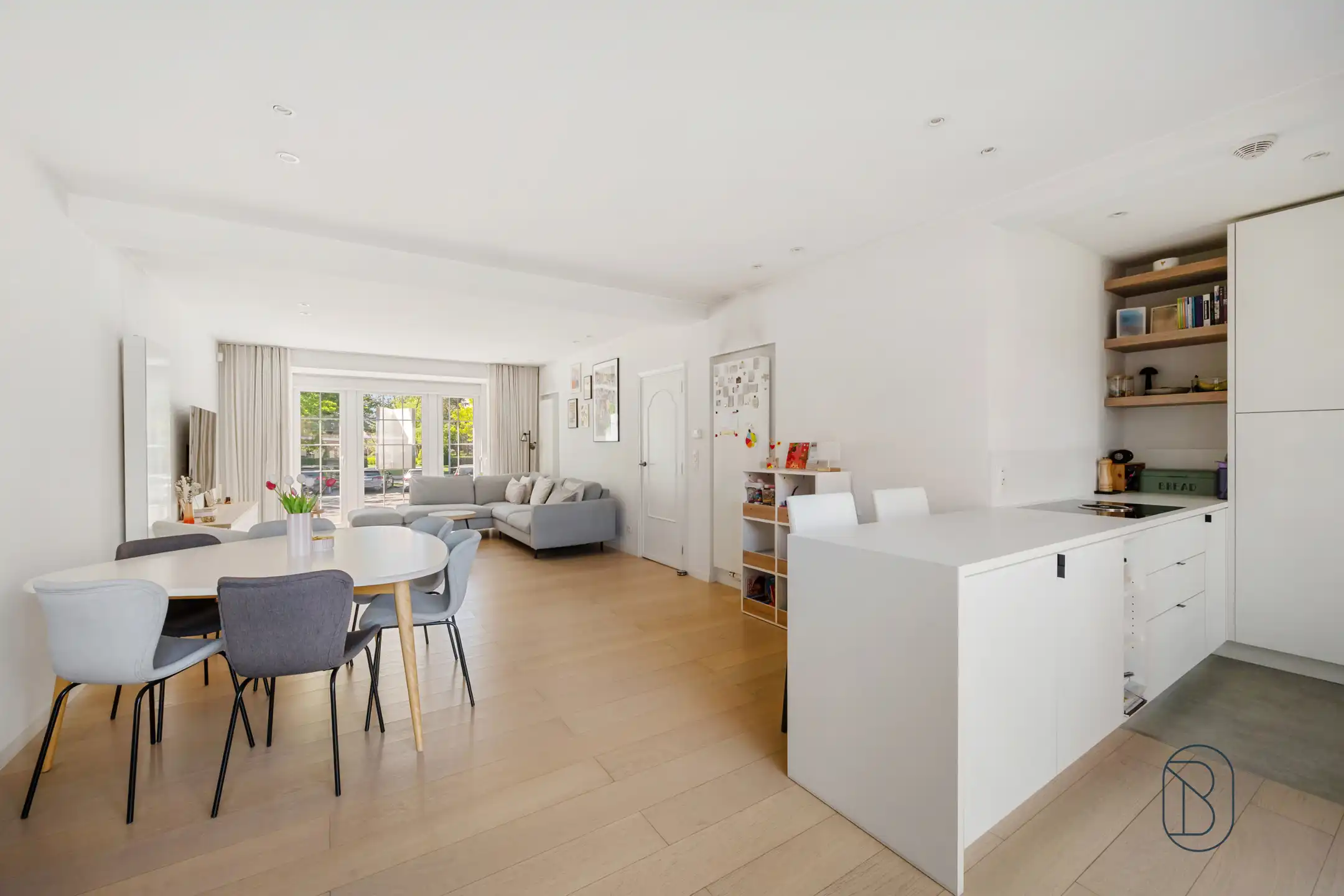 Instapklare, volledig gerenoveerde woning in het hart van Sint-Elisabeth! foto 11