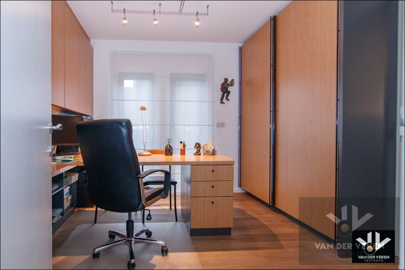 Interessante multifunctionele eigendom (kangoeroewoning) van +- 6 aren met optioneel aankoop weiland en stallingen van +- 31 aren foto 10