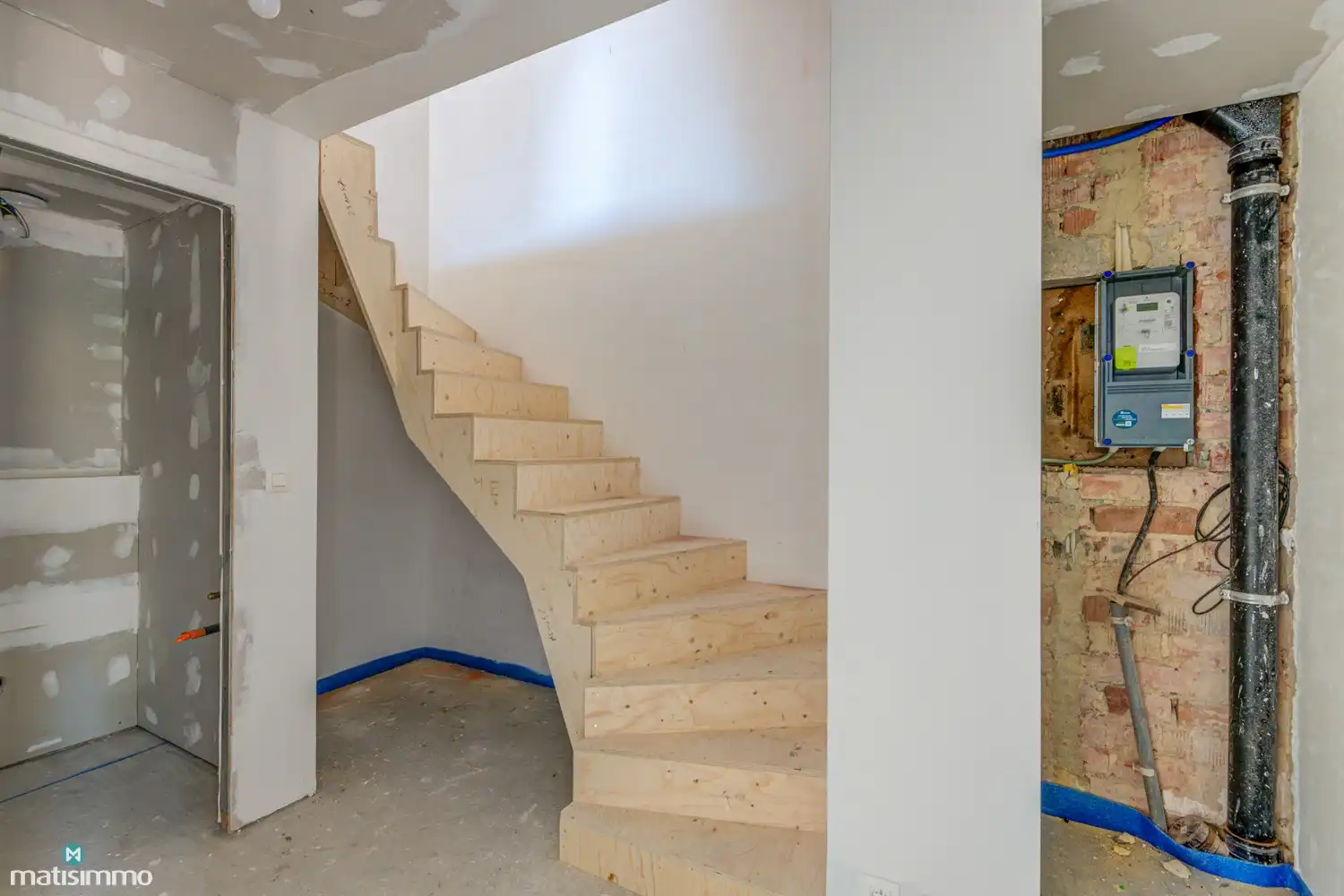 ENERGETISCH GERENOVEERDE GEZINSWONING MET 3 SLAAPKAMERS EN RUIME TUIN TE VLIERMAALROOT foto 12