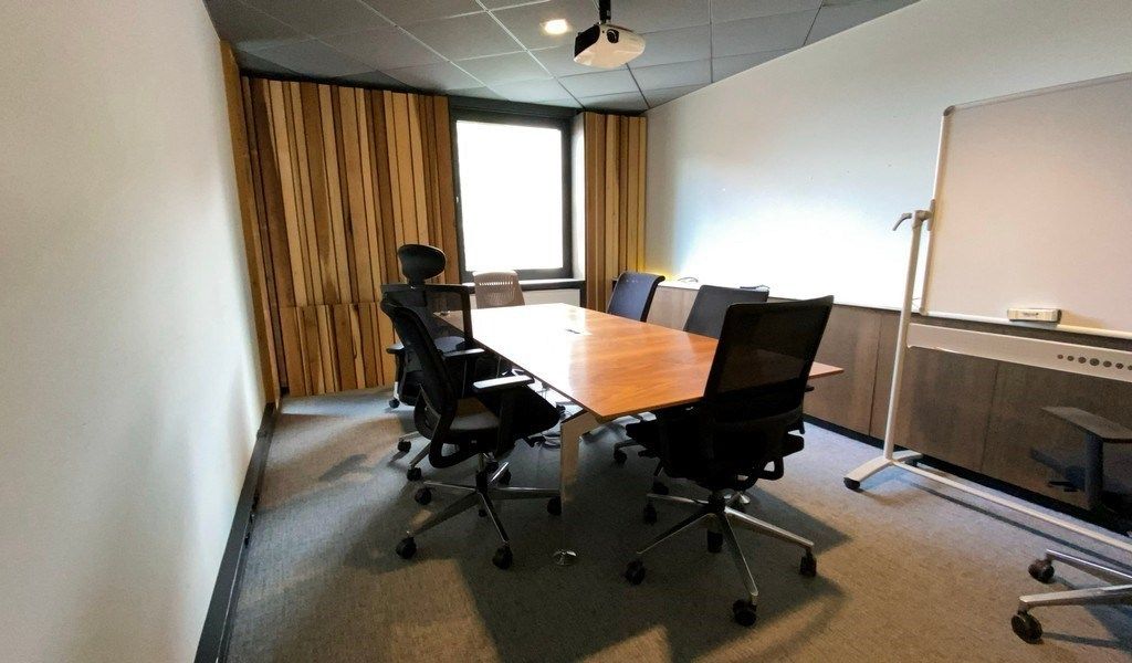 Ingedeeld kantoor te huur vlakbij het station Gent-Dampoort foto 6