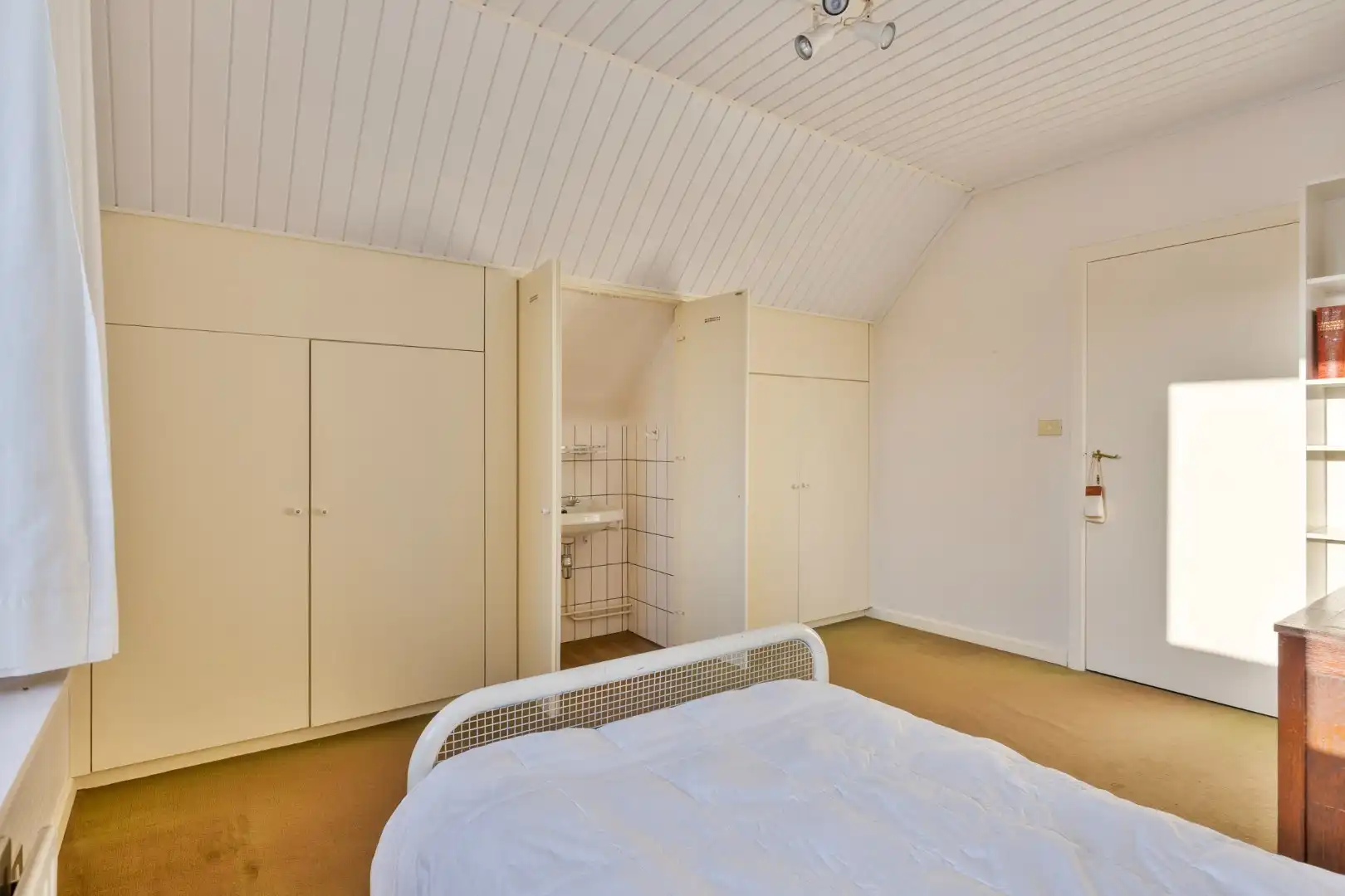 Charmante woning met 4 slpks gelegen op wandelafstand van het centrum !  foto 16