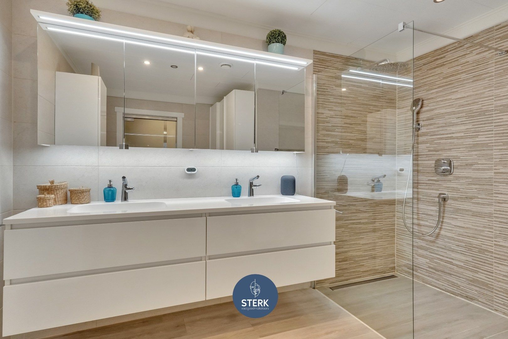 VERZORGDE GEZINSWONING MET 4 SLPKS IN EEN GROENE OMGEVING TE GELLIK !  foto 15