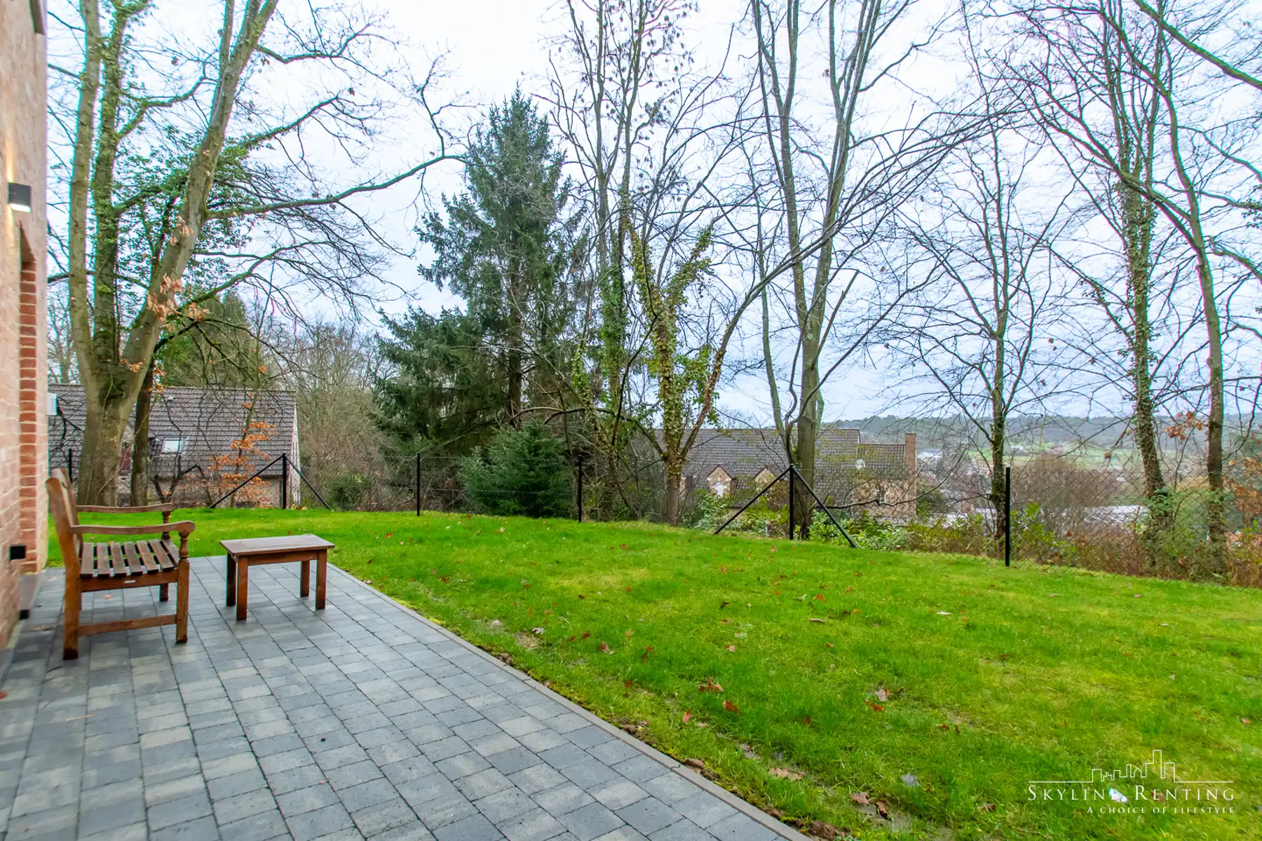 Nieuw 2slpk app. bemeubeld in privé-domein + prachtige tuin foto 8