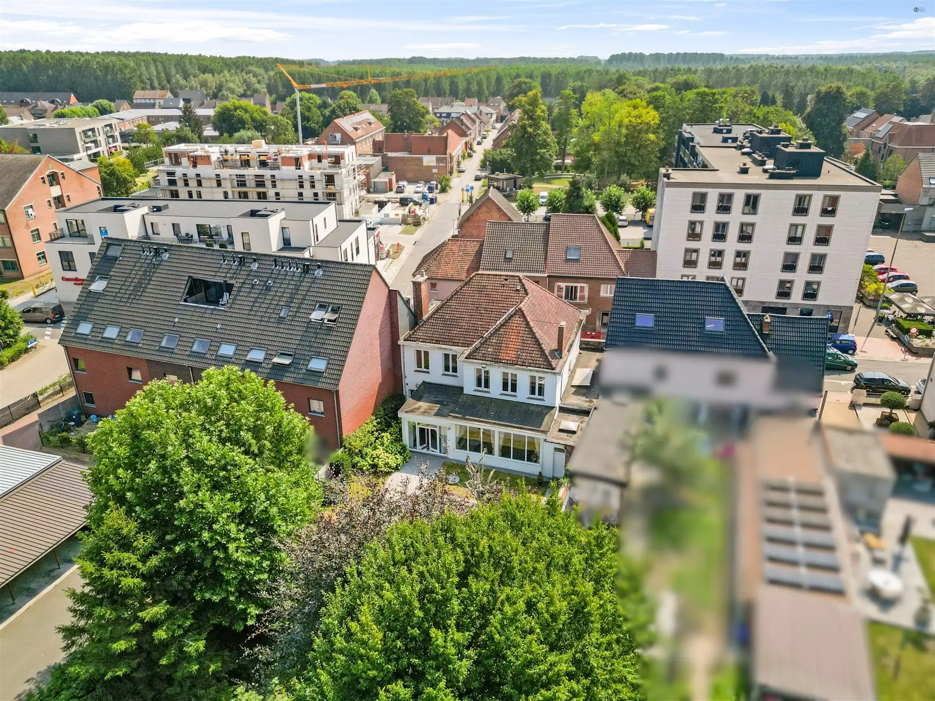 Voormalige dokterswoning, zeer unieke woning mt grote oppervlakten foto 6