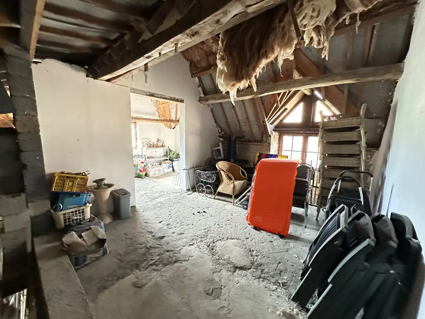 Unieke woning met enorm potentieel op perceel van 96 Are foto 22