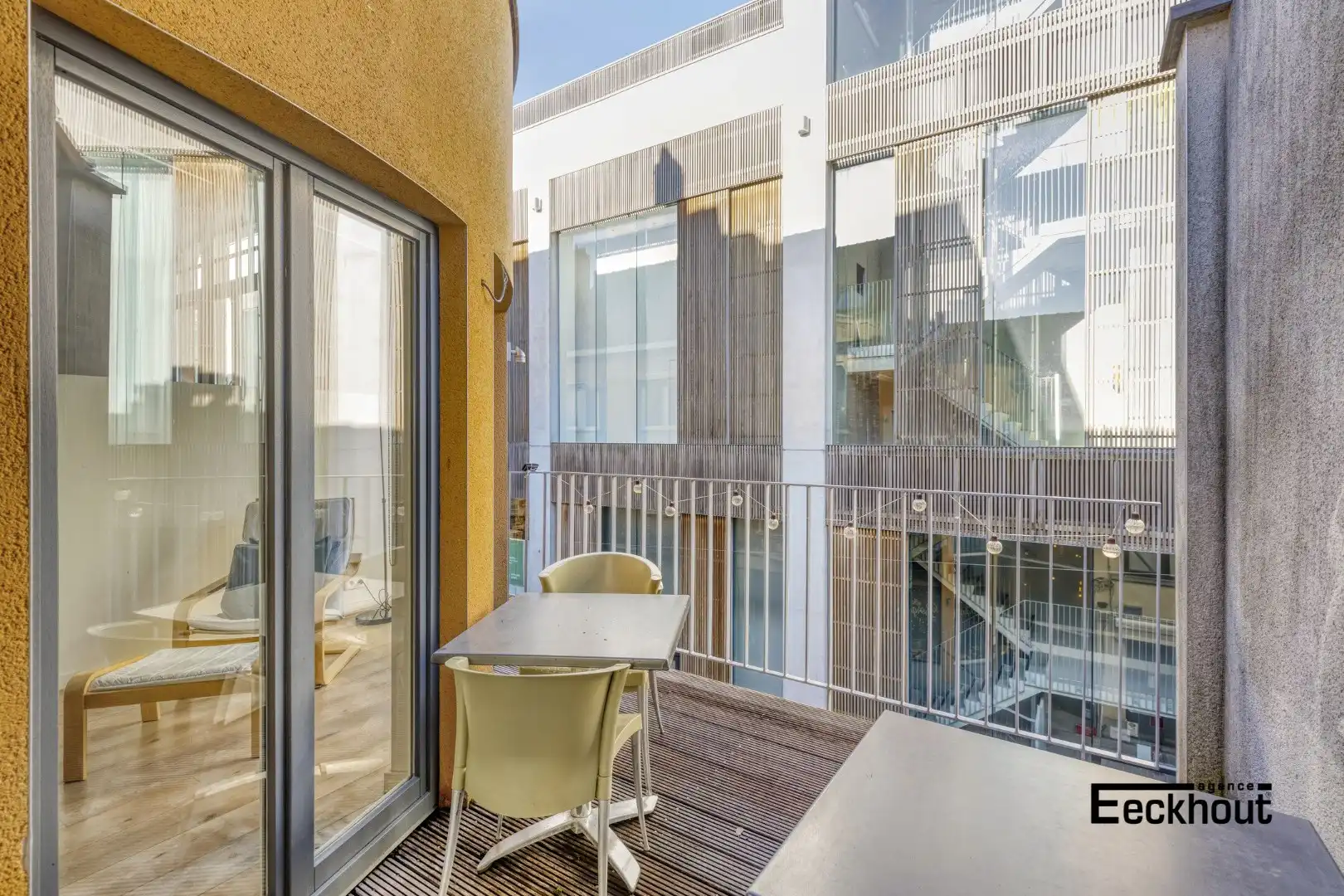 Commercieel pand met woonst op topligging in centrum Oostende! foto 12