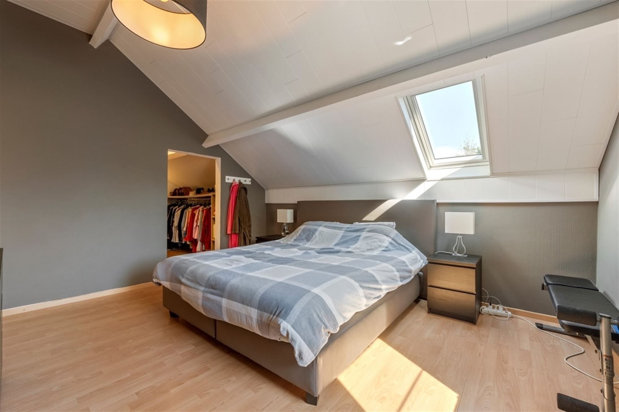 GEZELLIGE GEZINSWONING MET GARAGE OP EEN TOPLOCATIE IN ZEPPEREN  foto 27