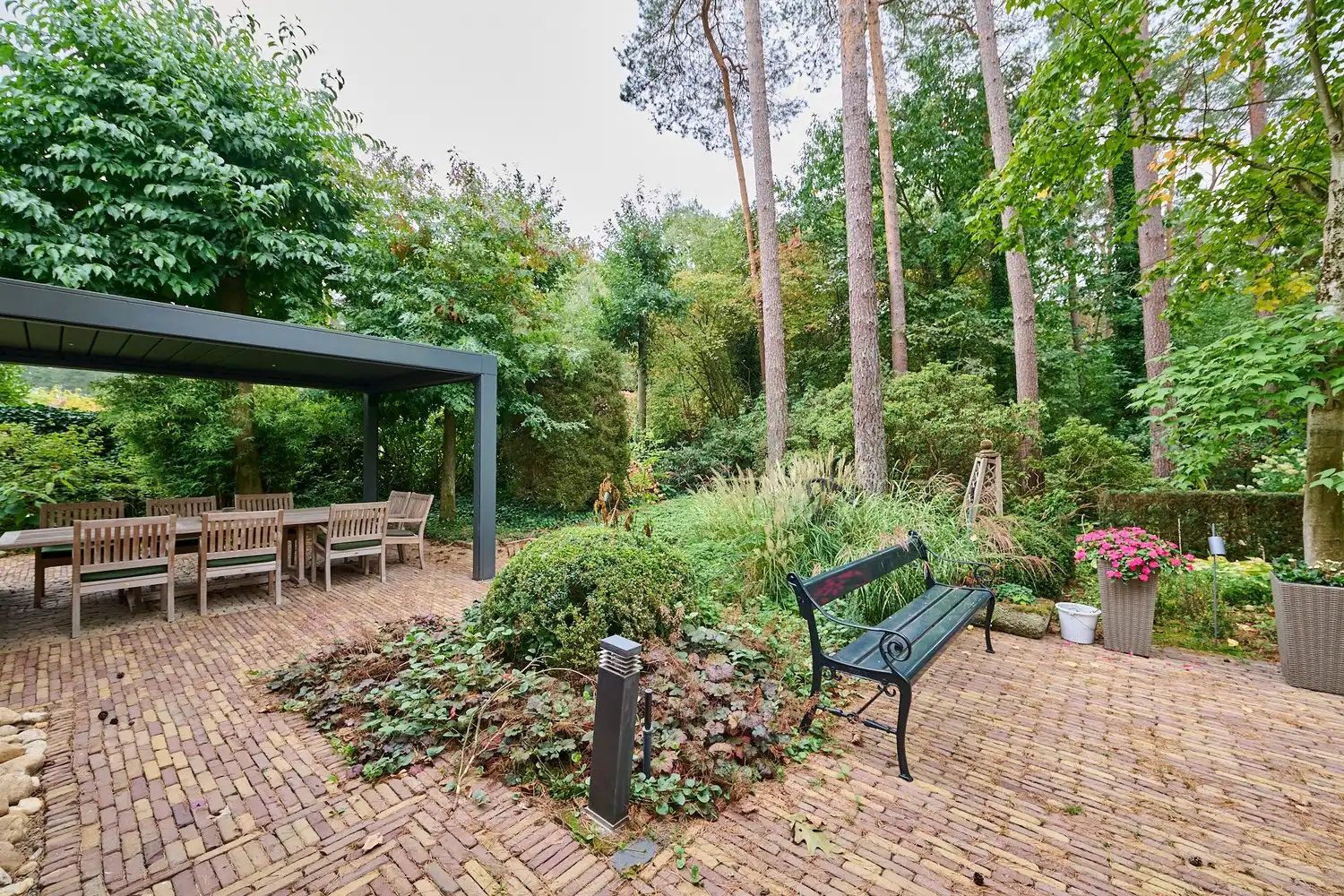 Stijlvolle villa in bosrijke omgeving met luxe afwerking te Eksel foto 29