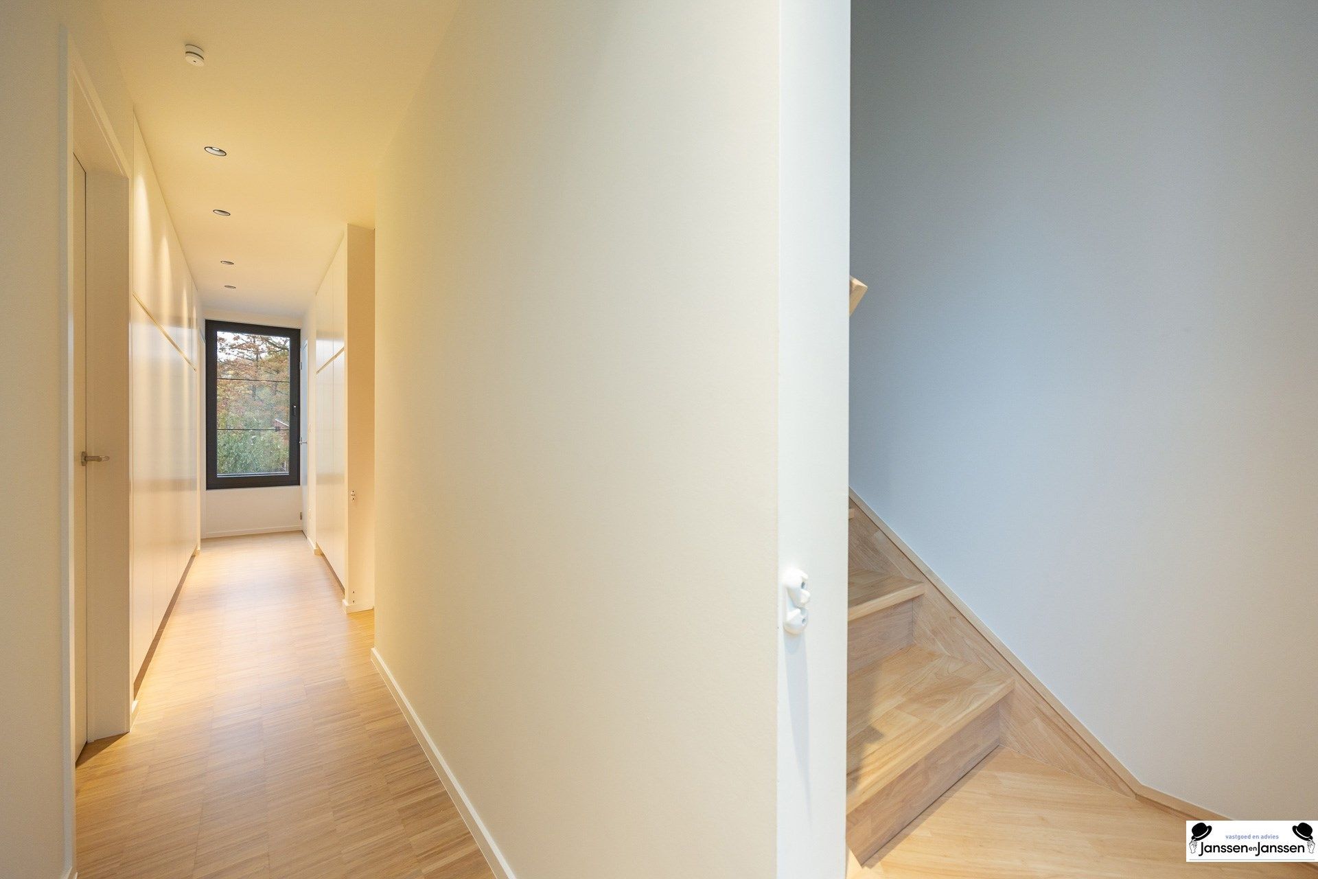 Moderne energiezuinige woning met hoogwaardige afwerking foto 23