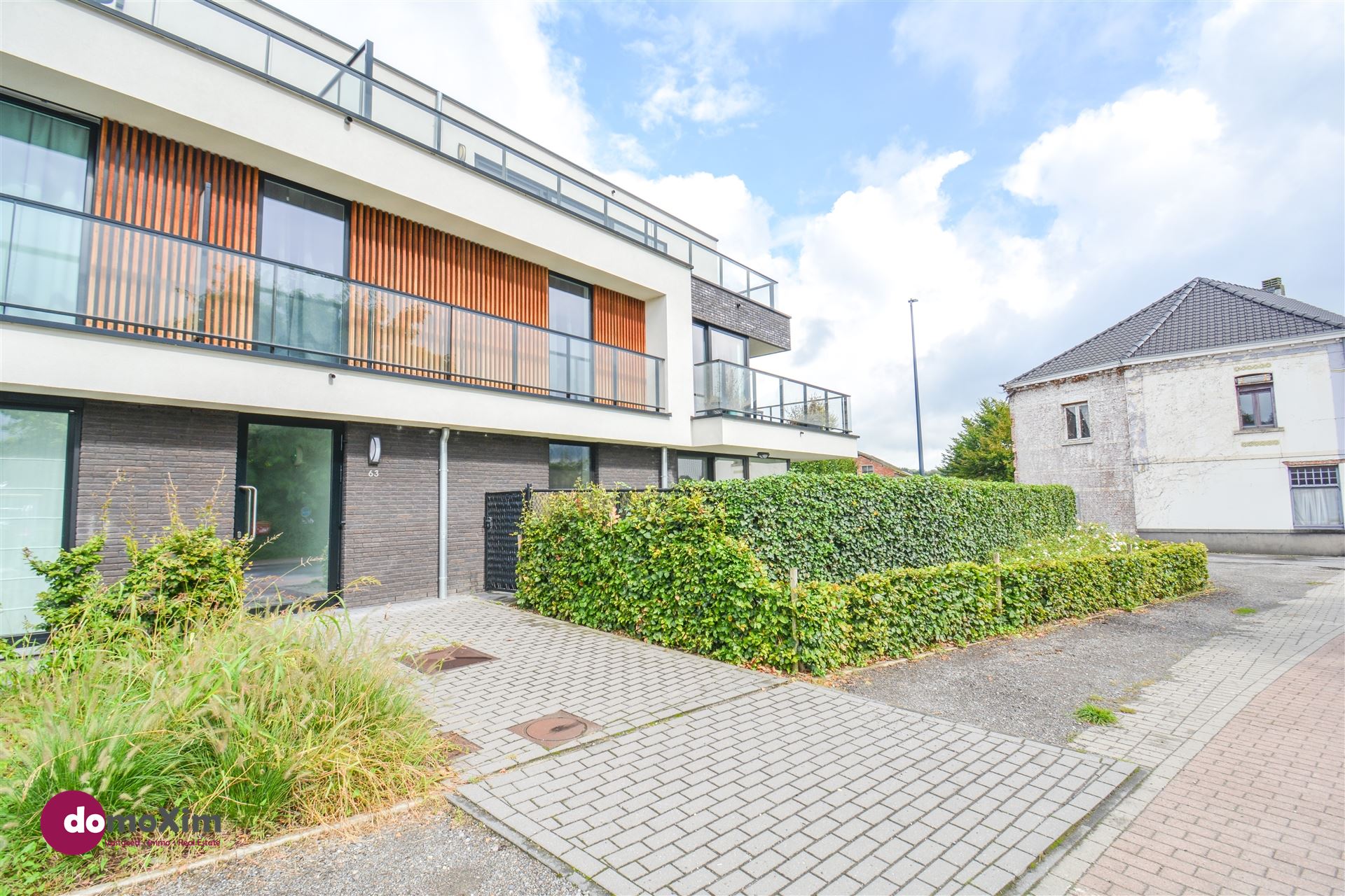 Gelijkvloers appartement met tuin & ondergrondse parkeerplaats in Hever foto 1