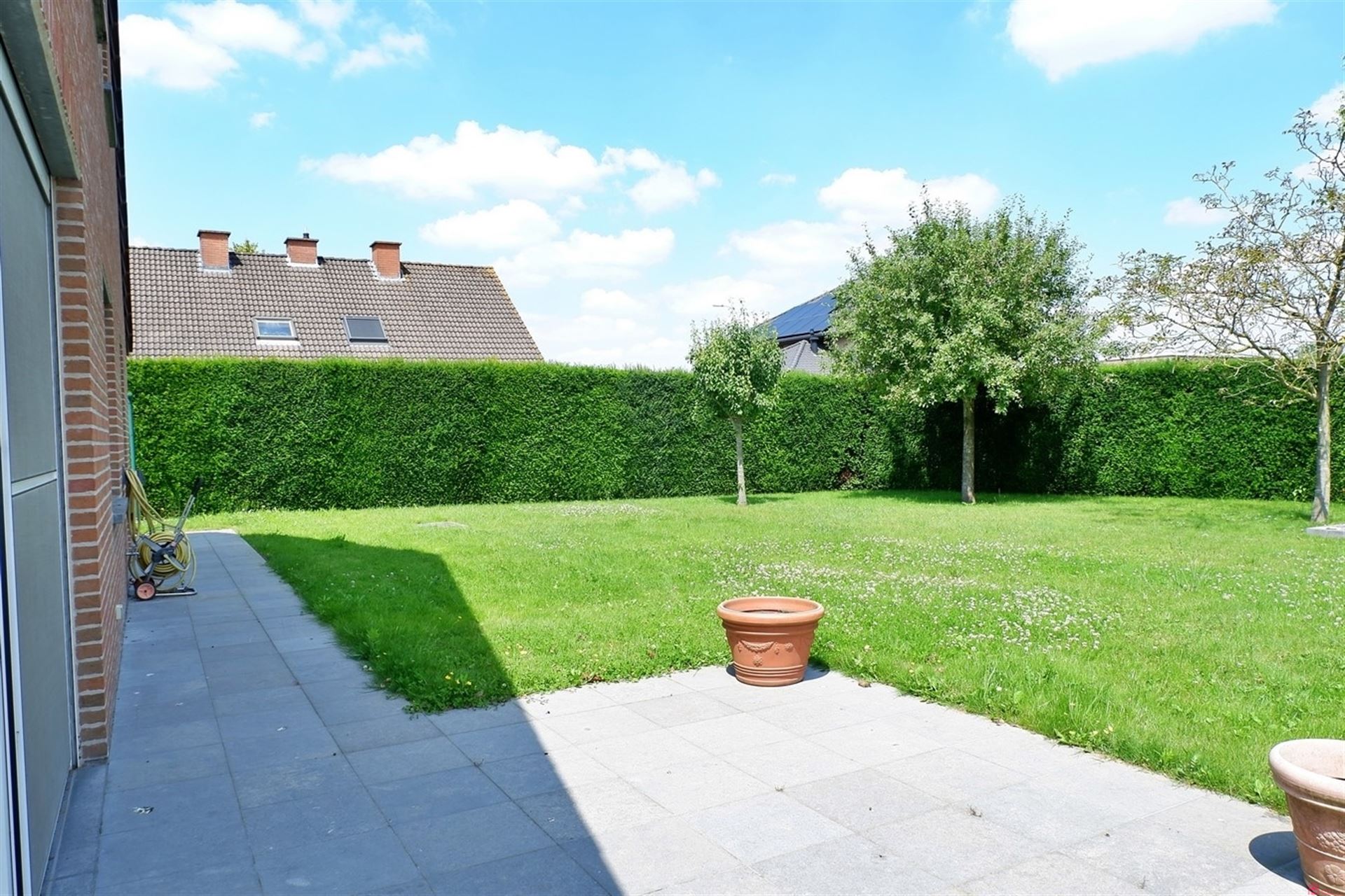 Villa met tuin om van te genieten foto 25