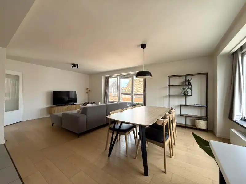 Leuk gerenoveerd hoekappartement met terras nabij Patershol & Dok Noord foto 5