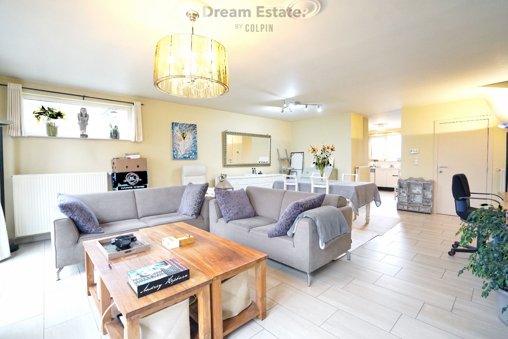 Half open woning met zonnige tuin foto 3