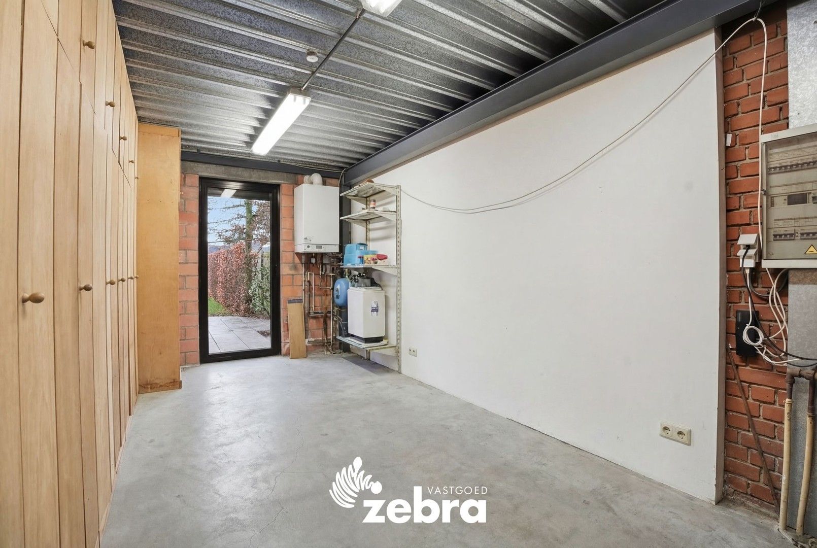 Unieke woning nabij het centrum van Meulebeke! foto 10