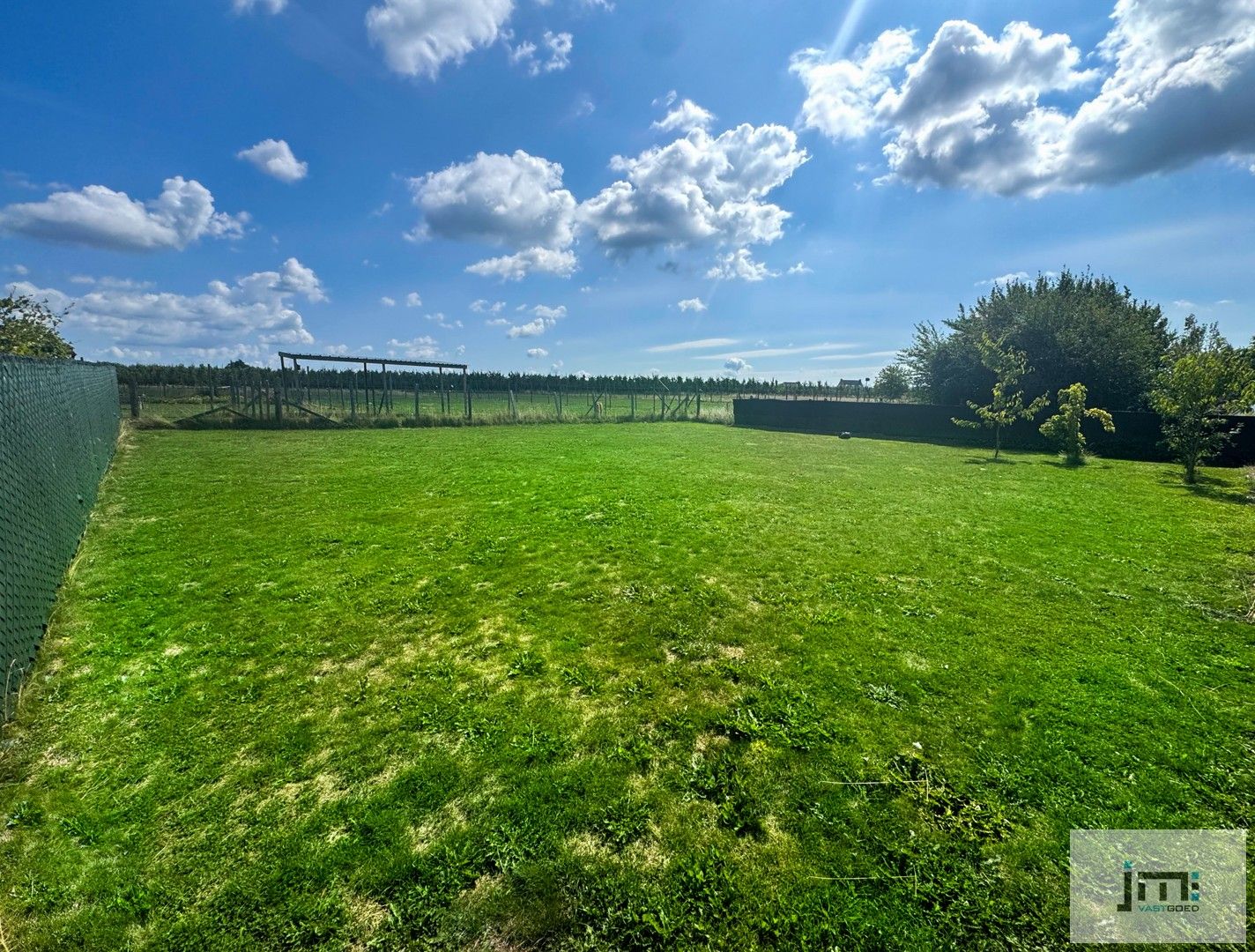 Gelijkvloerse woning met grote hal (200 m2) foto 19