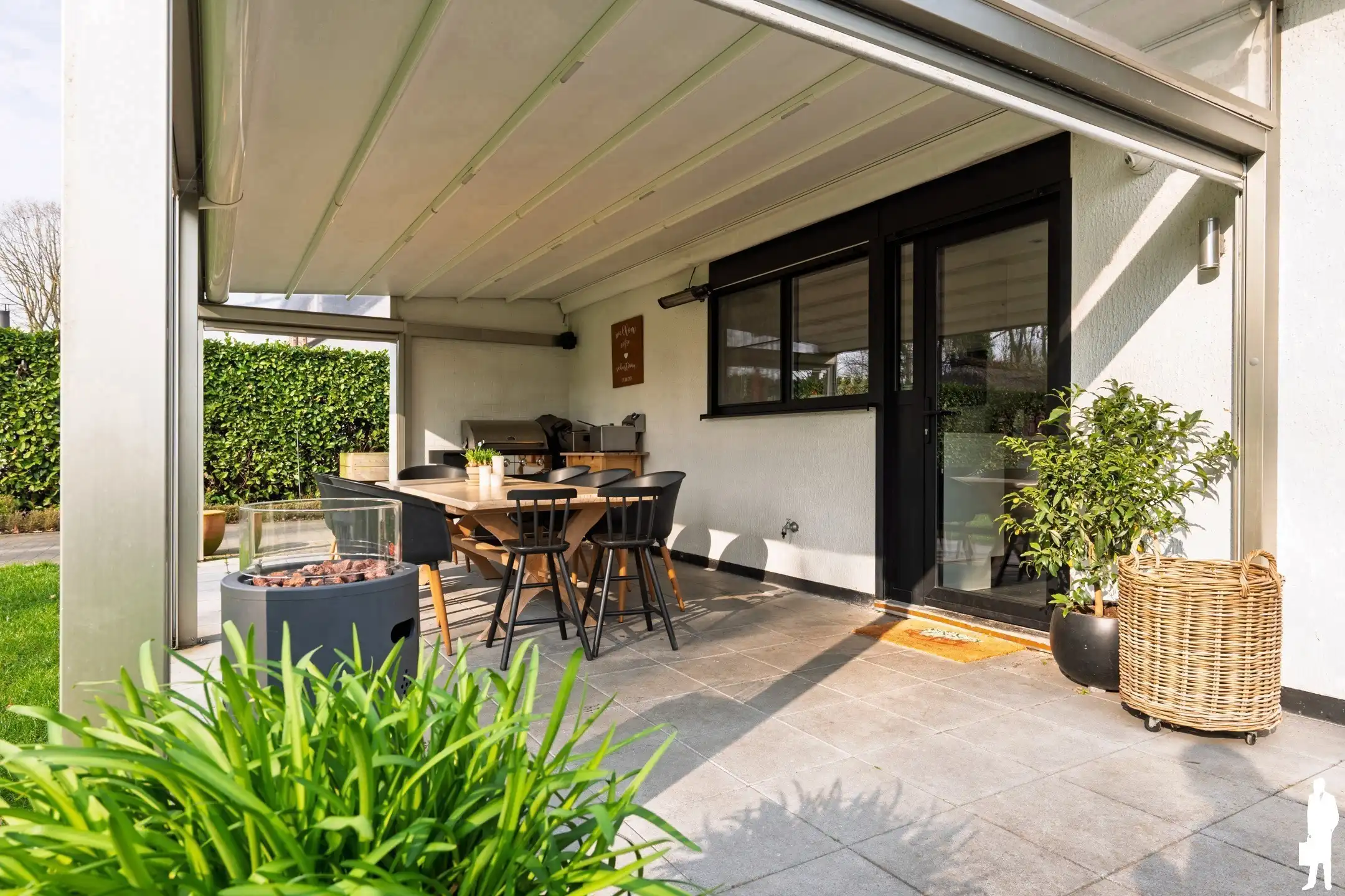 Instapklare gelijkvloerse villa op toplocatie (ca. 2.028 m²) foto 23