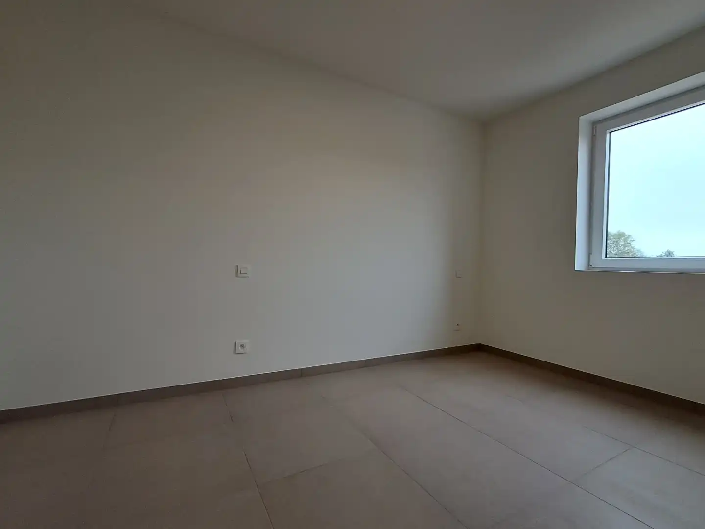 Ruim appartement met 2 terrassen! foto 11