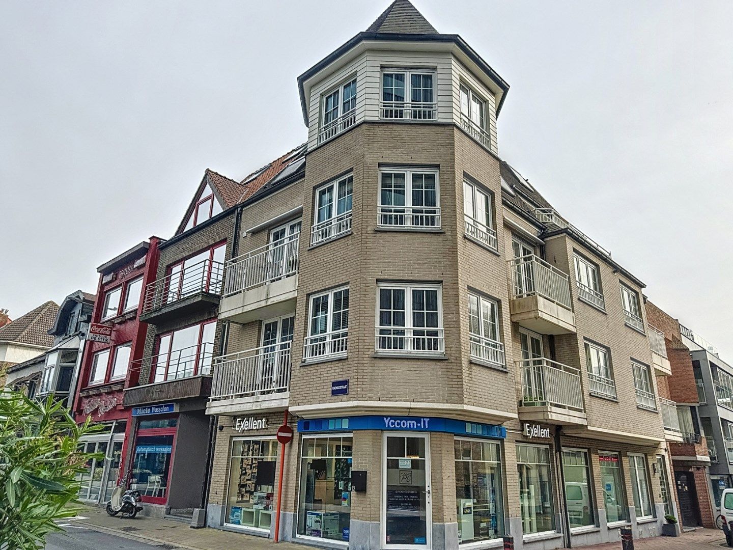 Zeer ruim duplex appartement in centrum Knokke-Heist foto 12