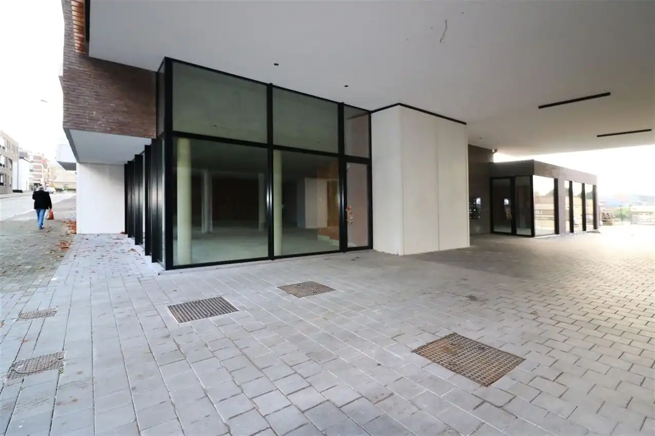  lift, 2 slpk., terras, autostaanplaats, volle centrum foto 26