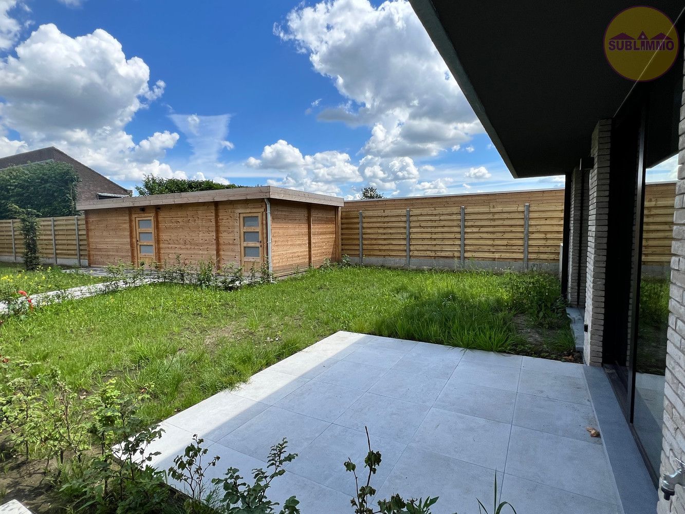 Nieuwbouwappartement op het gelijkvloers (107,40 m²) met 2 slaapkamers en terras met tuin. foto 10