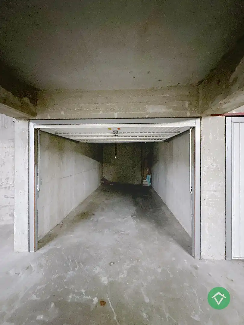 Appartement met 2 slaapkamers en ondergrondse garage. foto 18