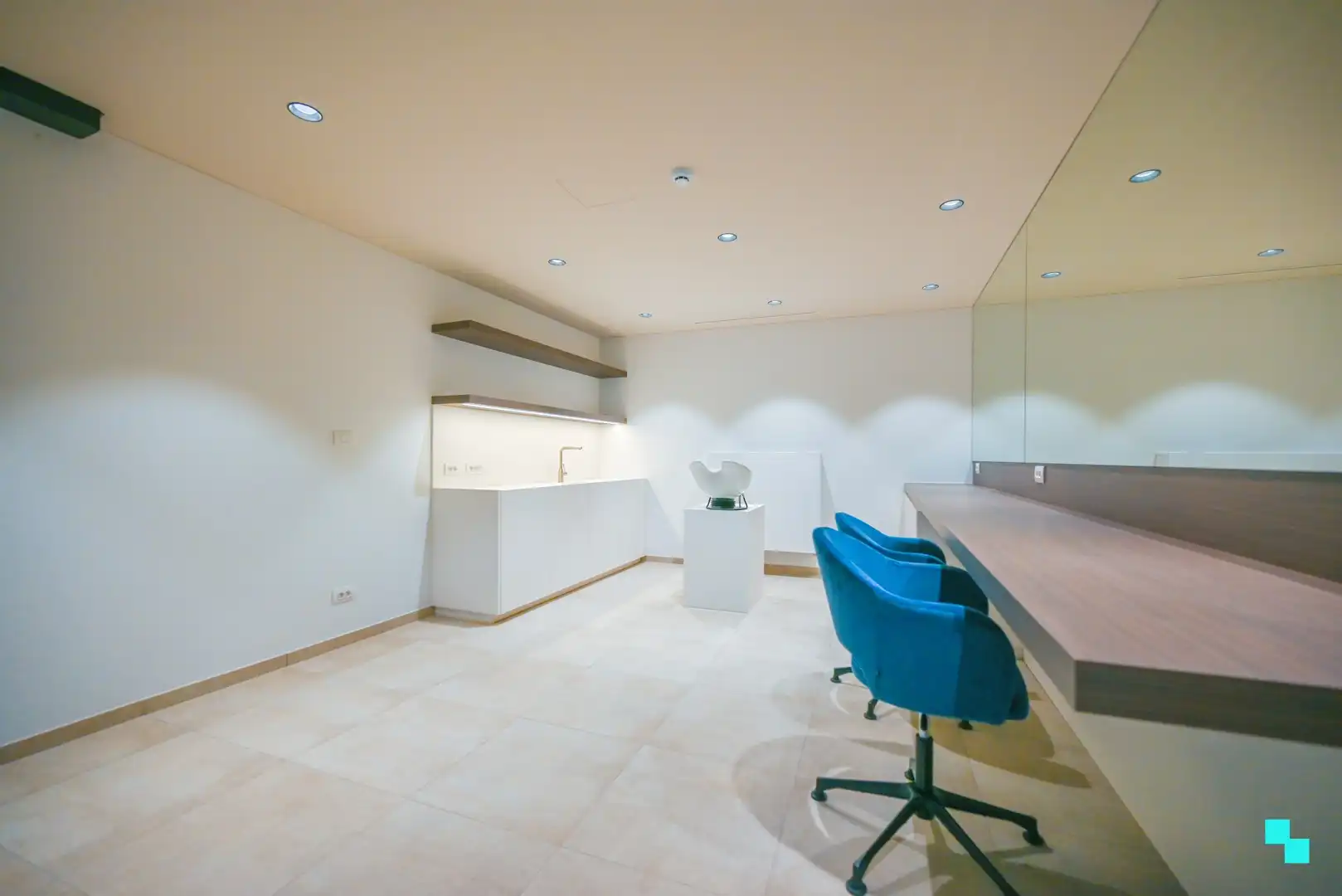 Assistentiewoning in hartje Waregem - Diverse types beschikbaar foto 25