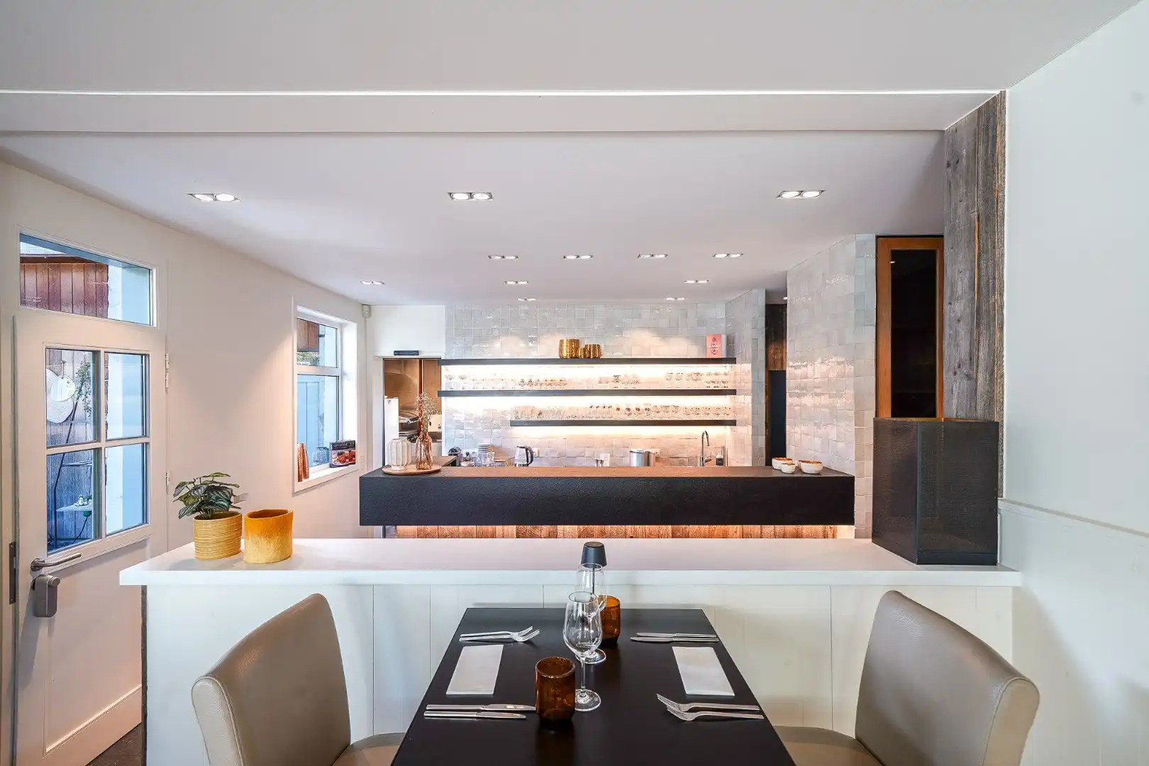 Te koop: Restaurant met woonst op toplocatie – Plassendale, Oostende foto 9