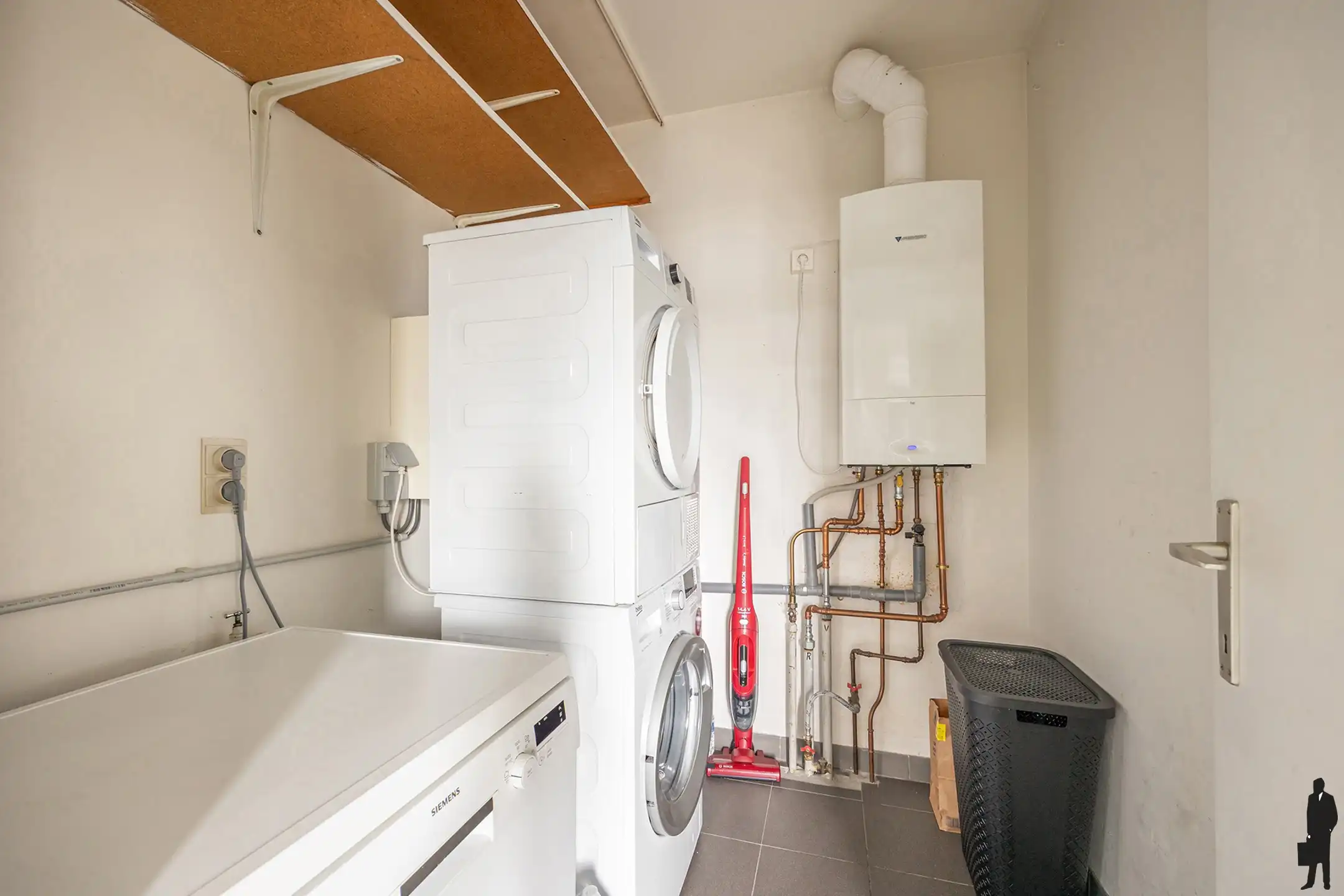 Instapklaar hoekappartement met terras & garage foto 6