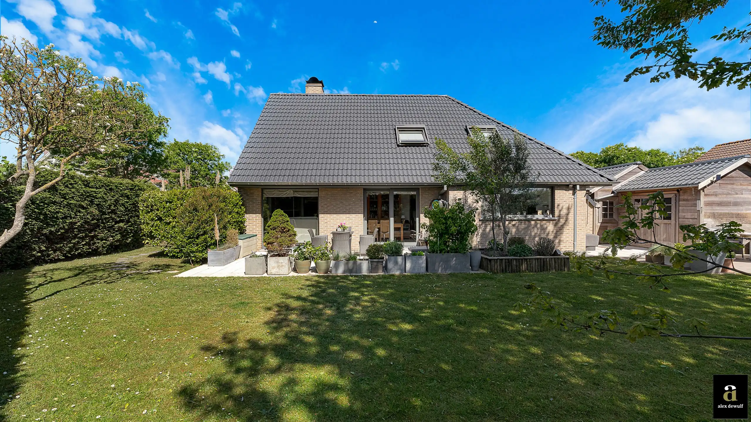 Alleenstaande villa op zonnig hoekperceel [Asterstraat]. foto 18