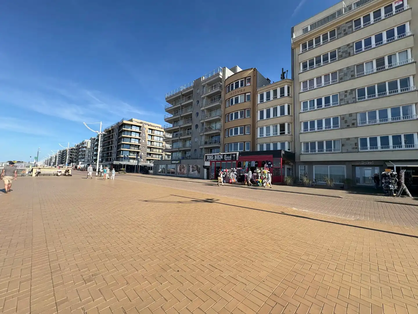 Appartement met frontaal zeezicht en zonnig terras van 30 m² in Koksijde foto 13