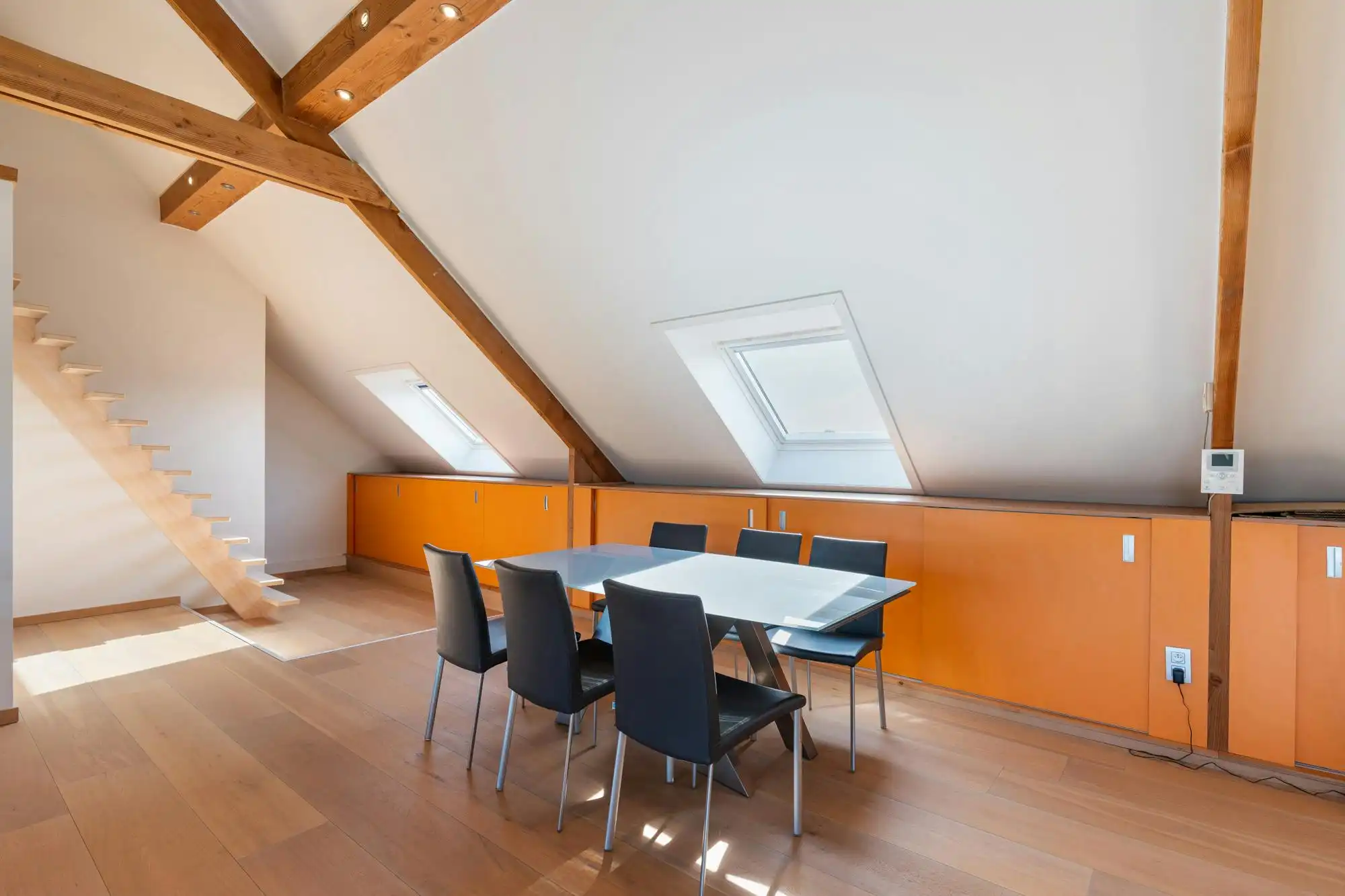 Ruime villa met tuin & 2 garages, ideaal als kangoeroewoning foto 47
