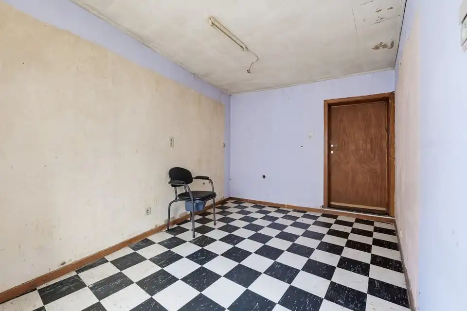 RUIM TE RENOVEREN PAND MET UITZONDERLIJK POTENTIEEL IN RIEMST foto 8