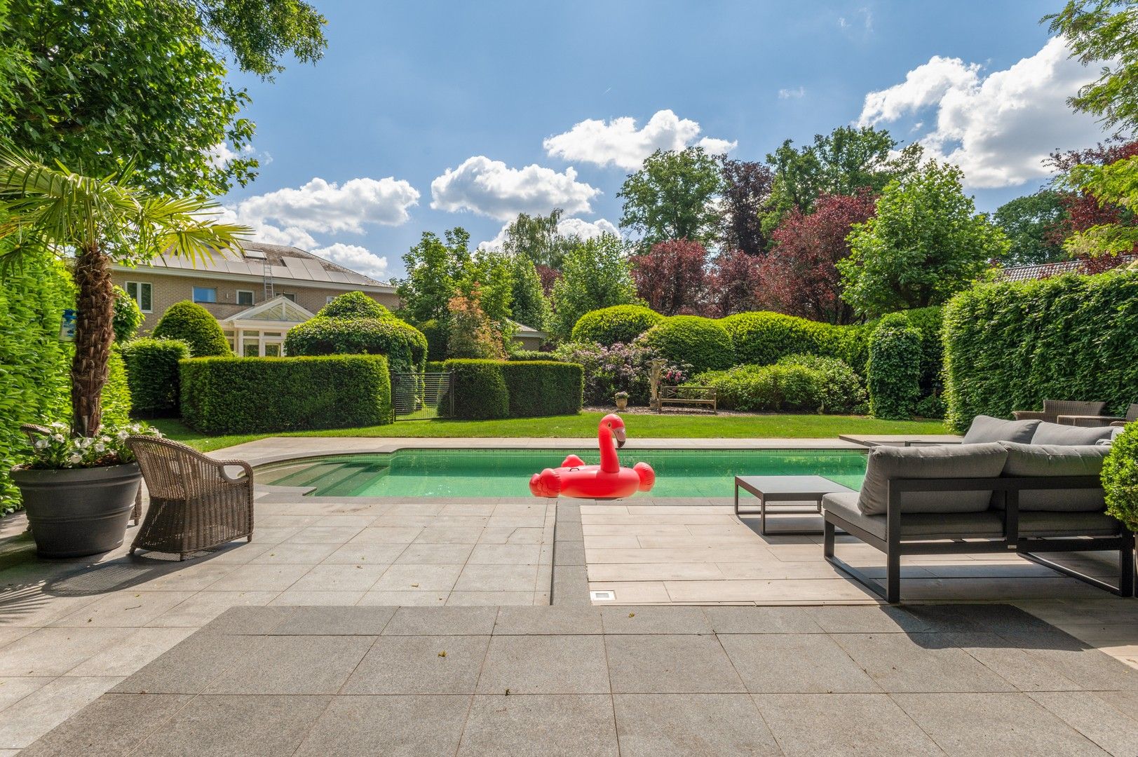 Tijdloze royale villa (EPC B) op prachtig perceel in De List foto {{pictureIndex}}