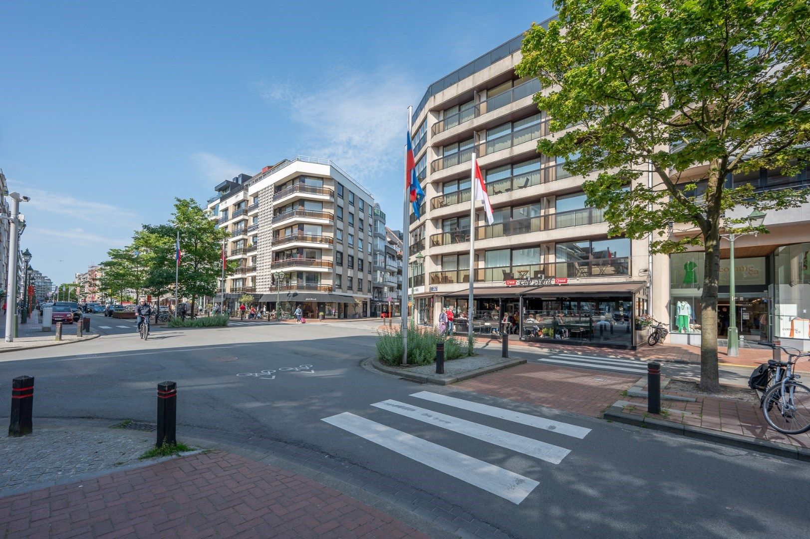 Hoekappartement en studio gelegen aan de westkant van de Lippenslaan foto 25