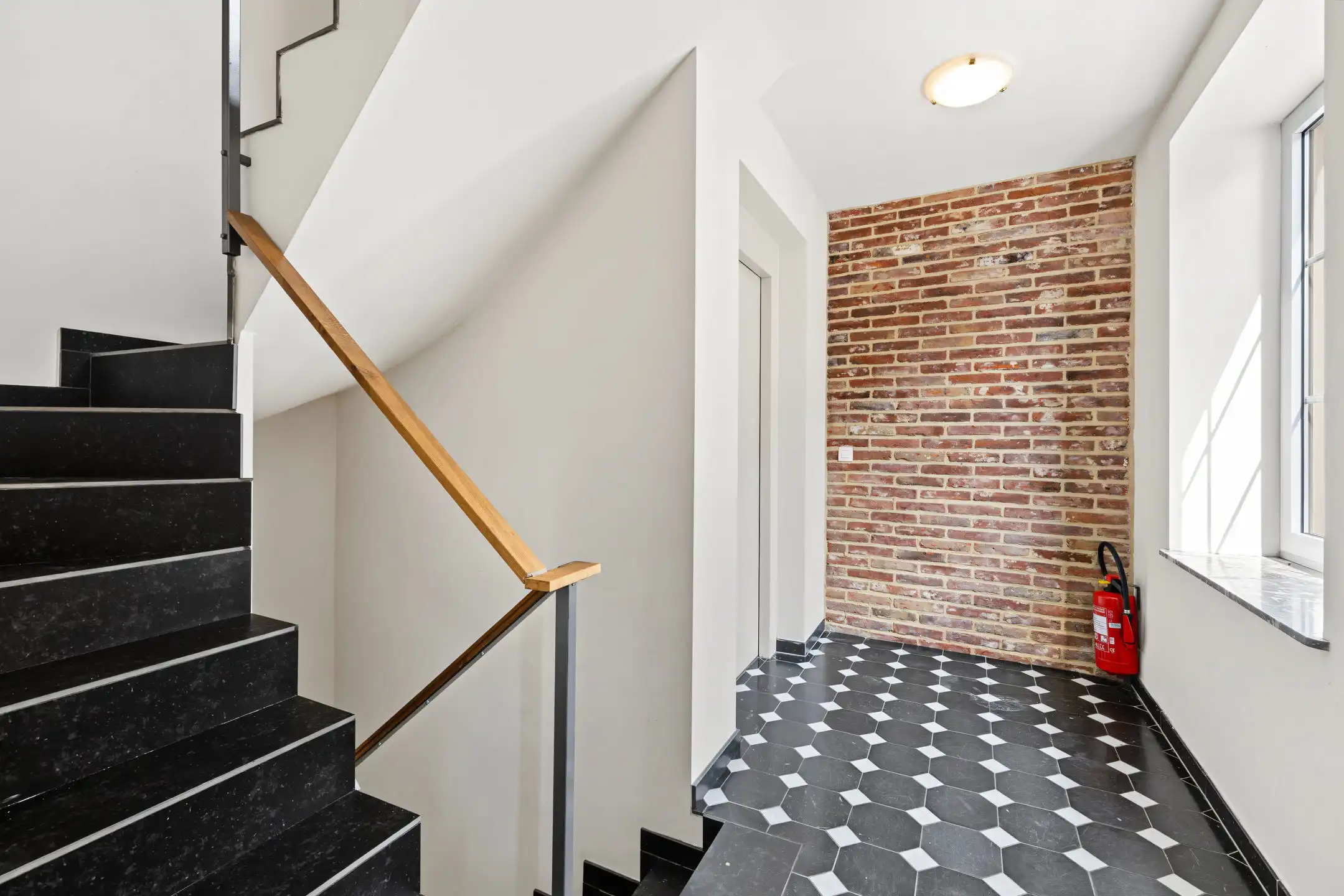 Zeer ruim energiezuinig appartement centrum Edingen foto 3