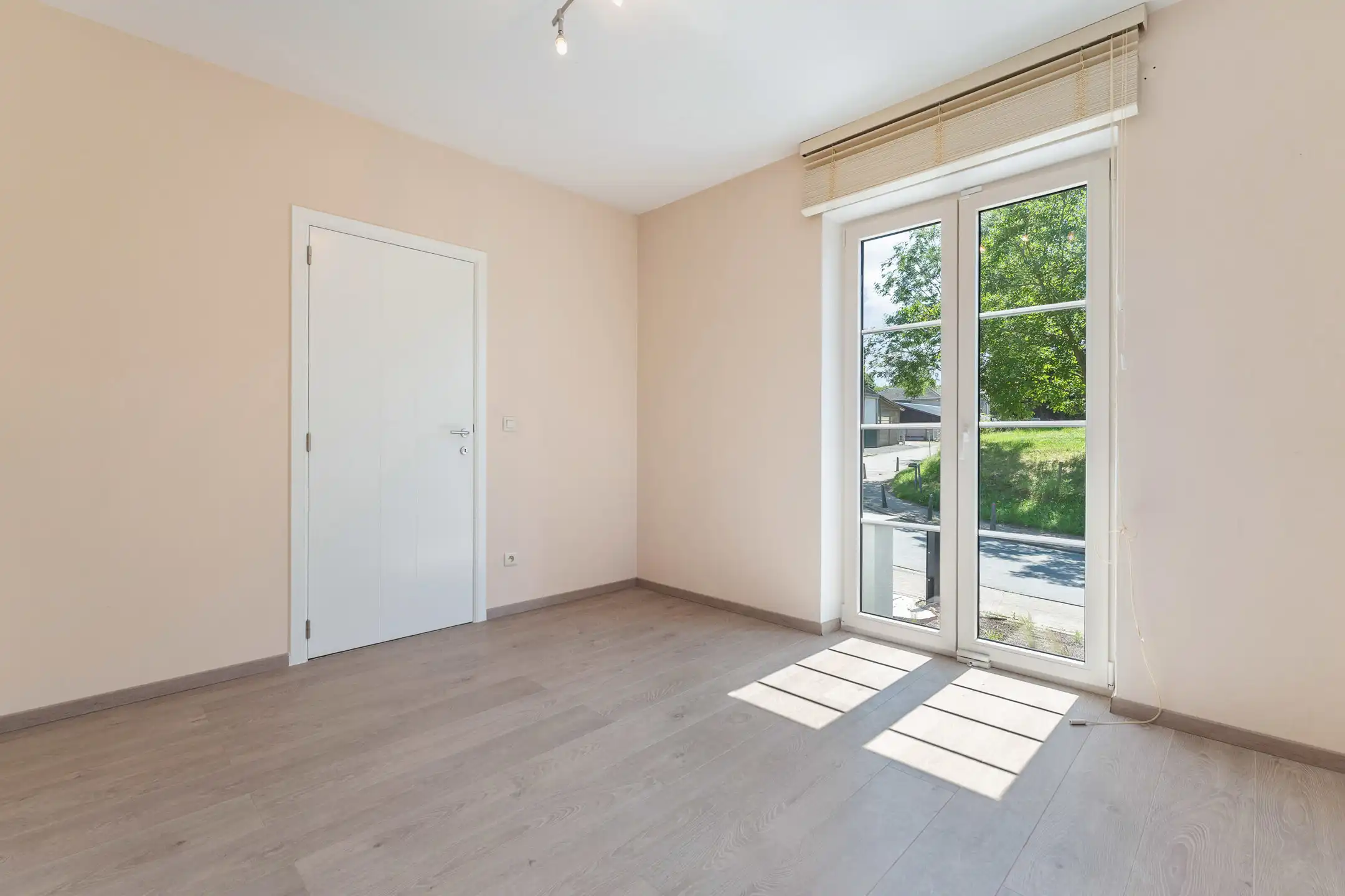 Mooie villa met achterliggende weide te Membruggen foto 29