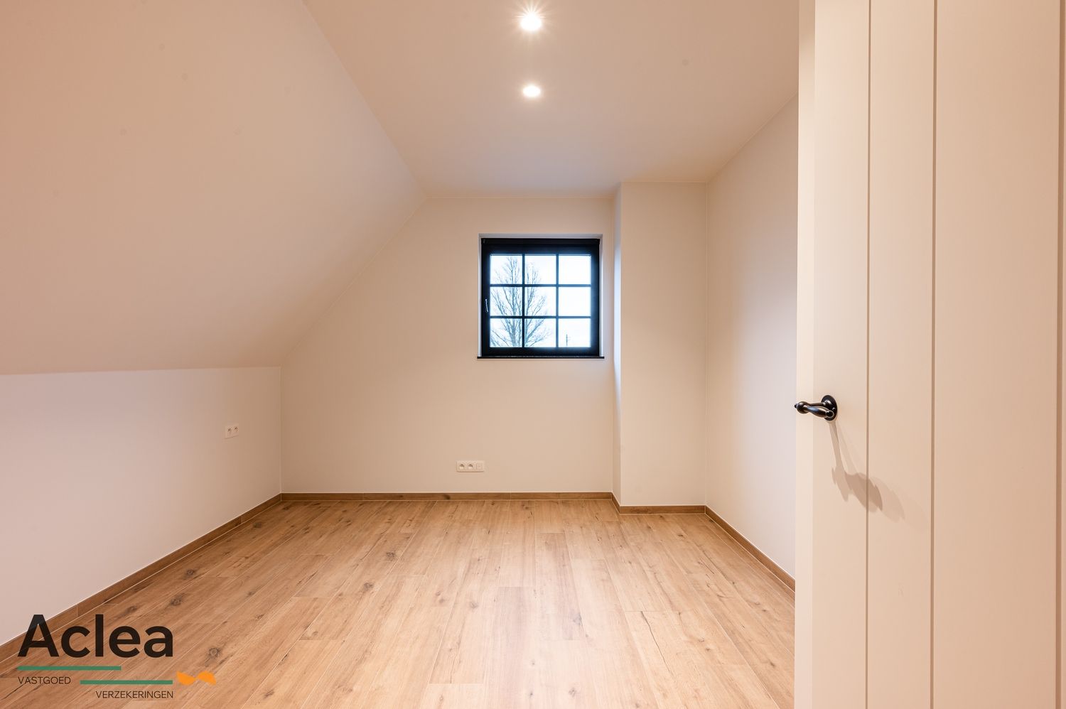 Unieke landelijke nieuwbouw woning met open zichten foto 32