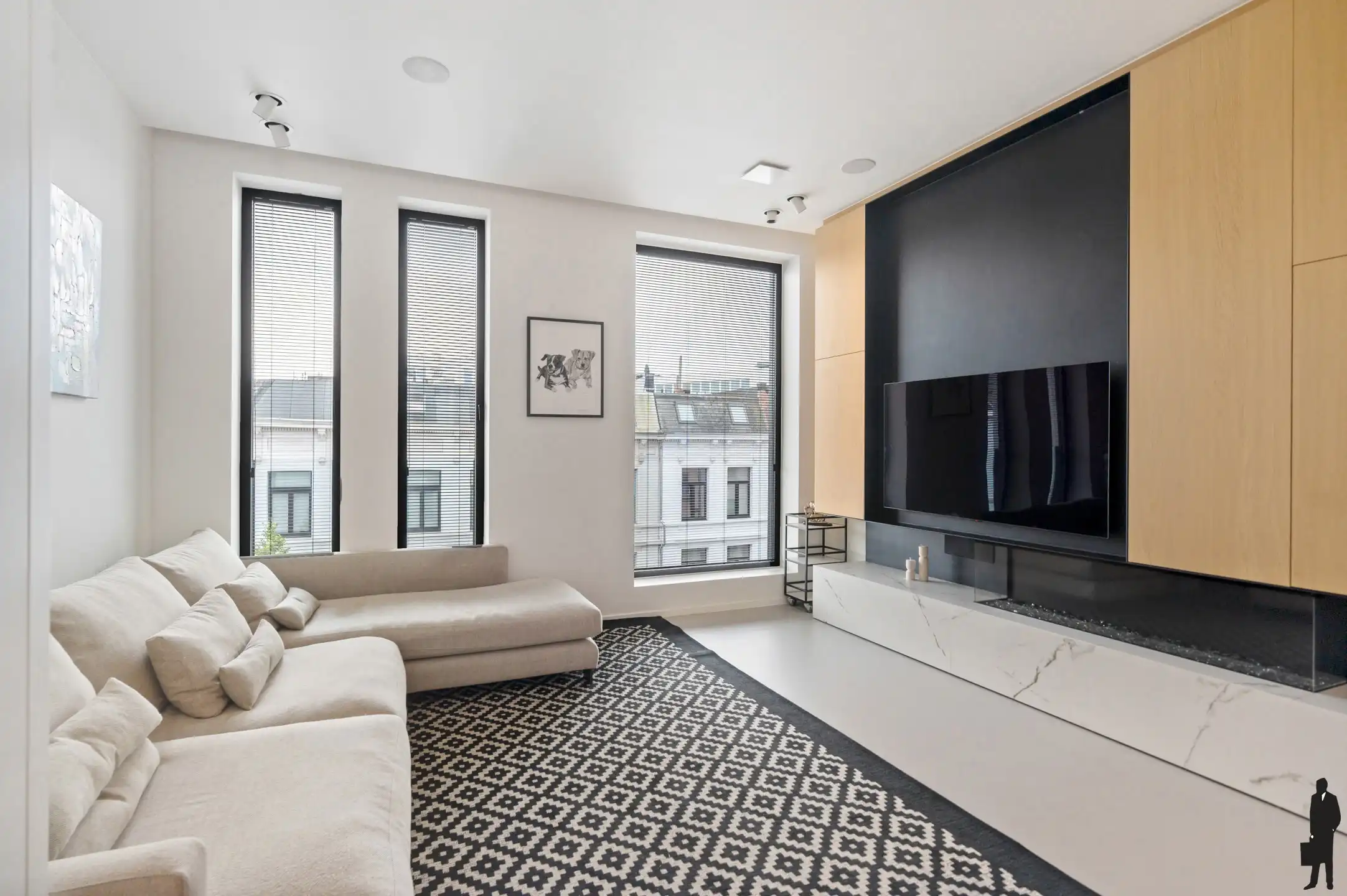 Upside down-woning met dakterras en parking foto 3