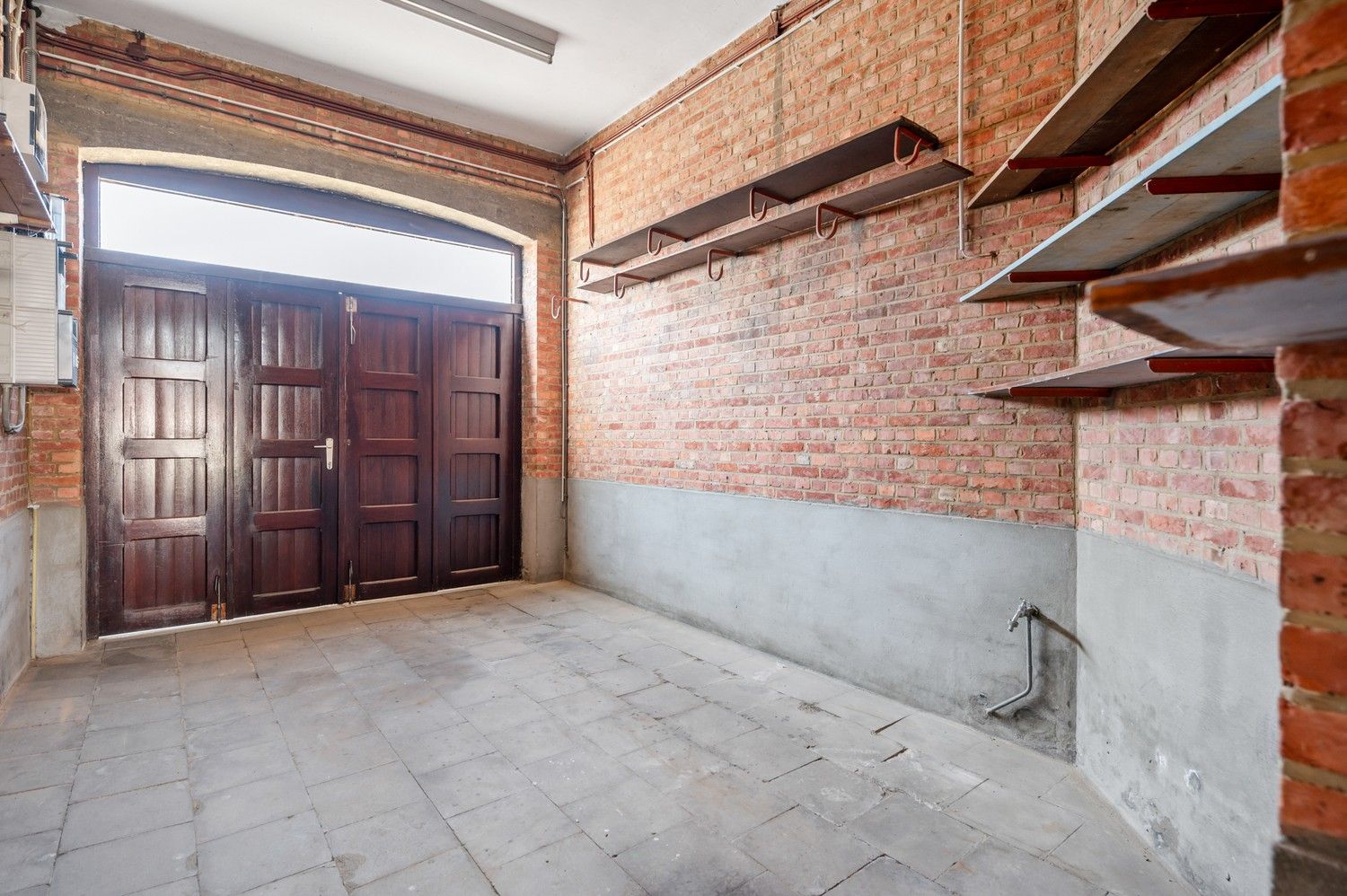 Ruime woning met 4slaapkamers en zonnige tuin in Ranst! foto 17