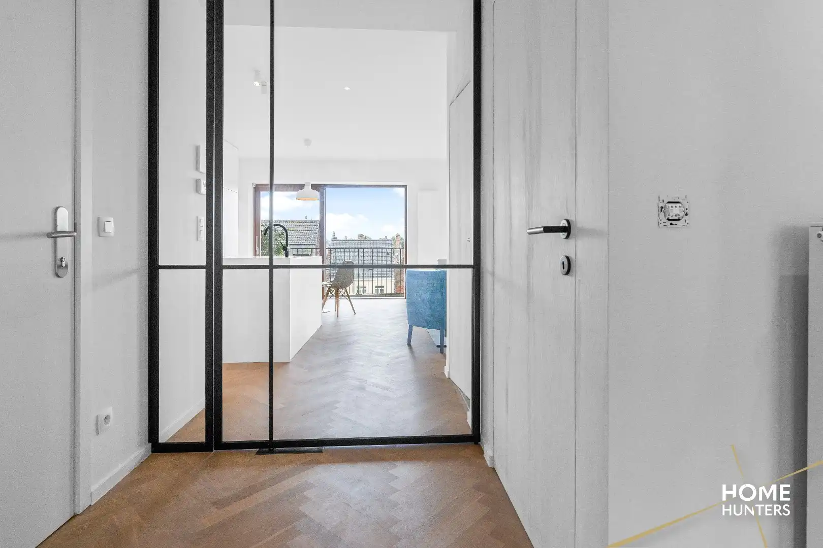 Luxueus appartement met zonnig terras in het hart van het historische stadscentrum van Ieper foto 4