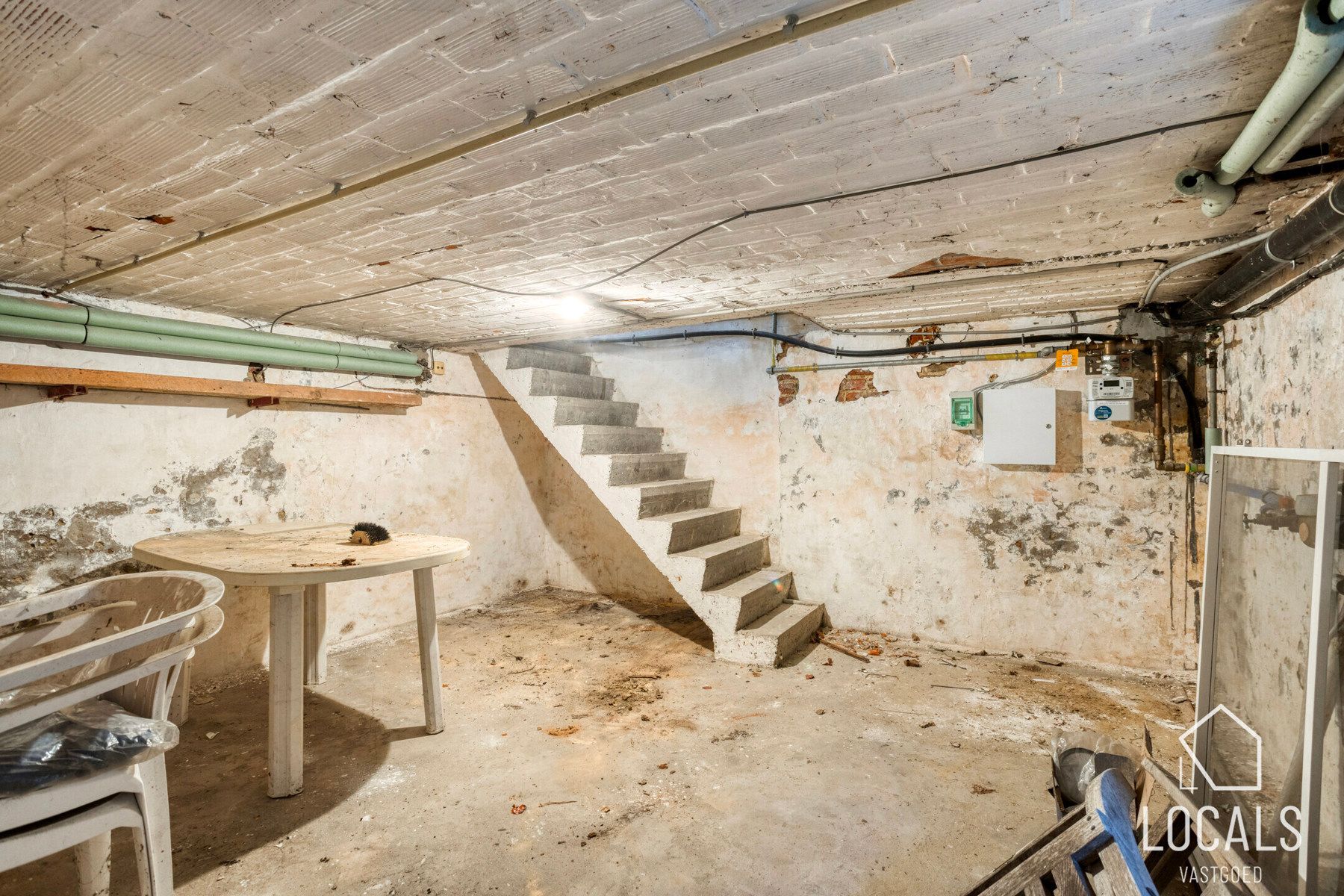 Ruime gezinswoning op centrale ligging in Haaltert foto 13