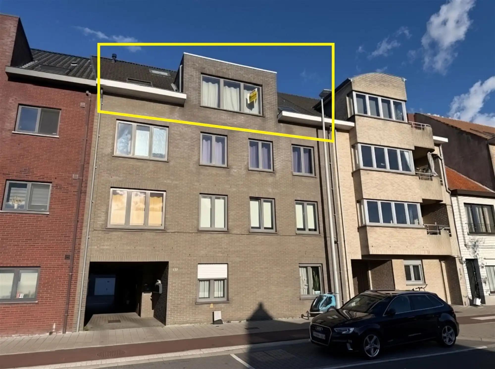 Zeer leuk appartement met 2 slaapkamers en zonneterras foto {{pictureIndex}}